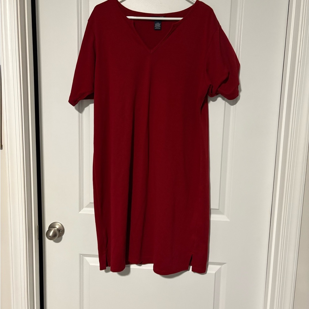 Chic Red V-Neck Women's Tunic